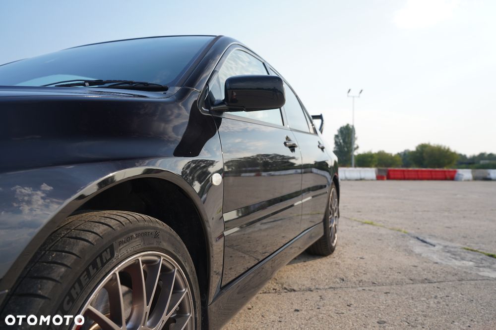 Mitsubishi Lancer Evolution - 15