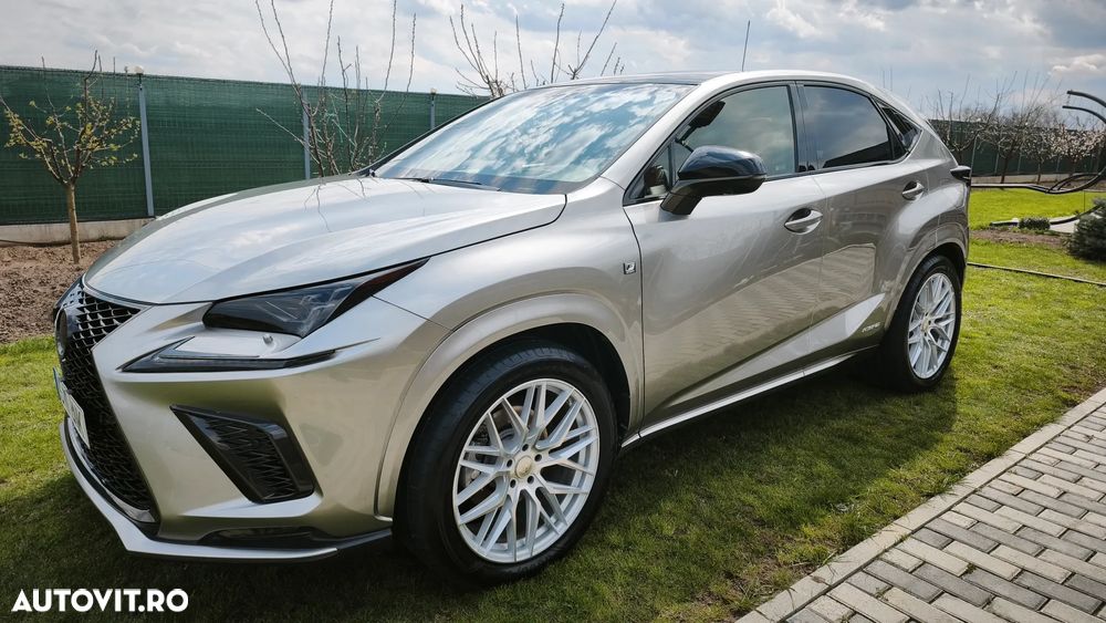 Lexus Seria NX 300h AWD F Sport - 8