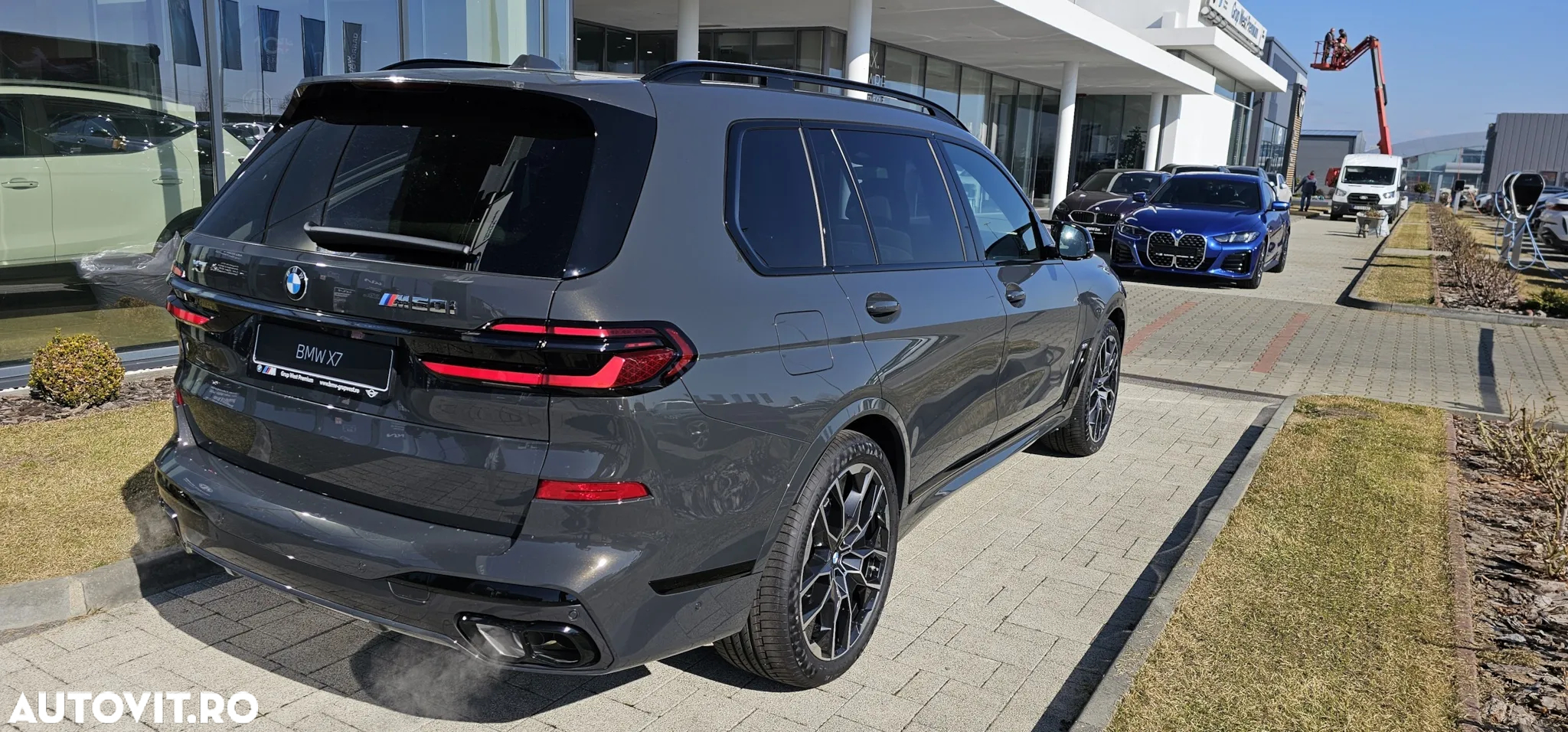BMW X7 M60i xDrive AT MHEV - 3