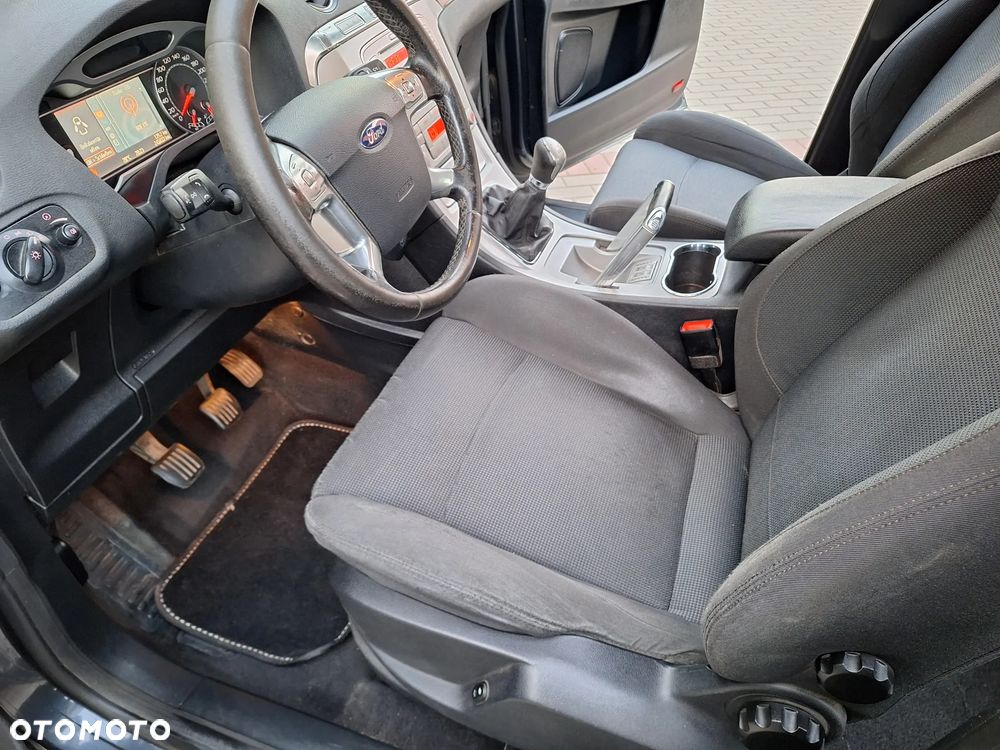 Ford S-Max 2.0 Viva Titanium - 34
