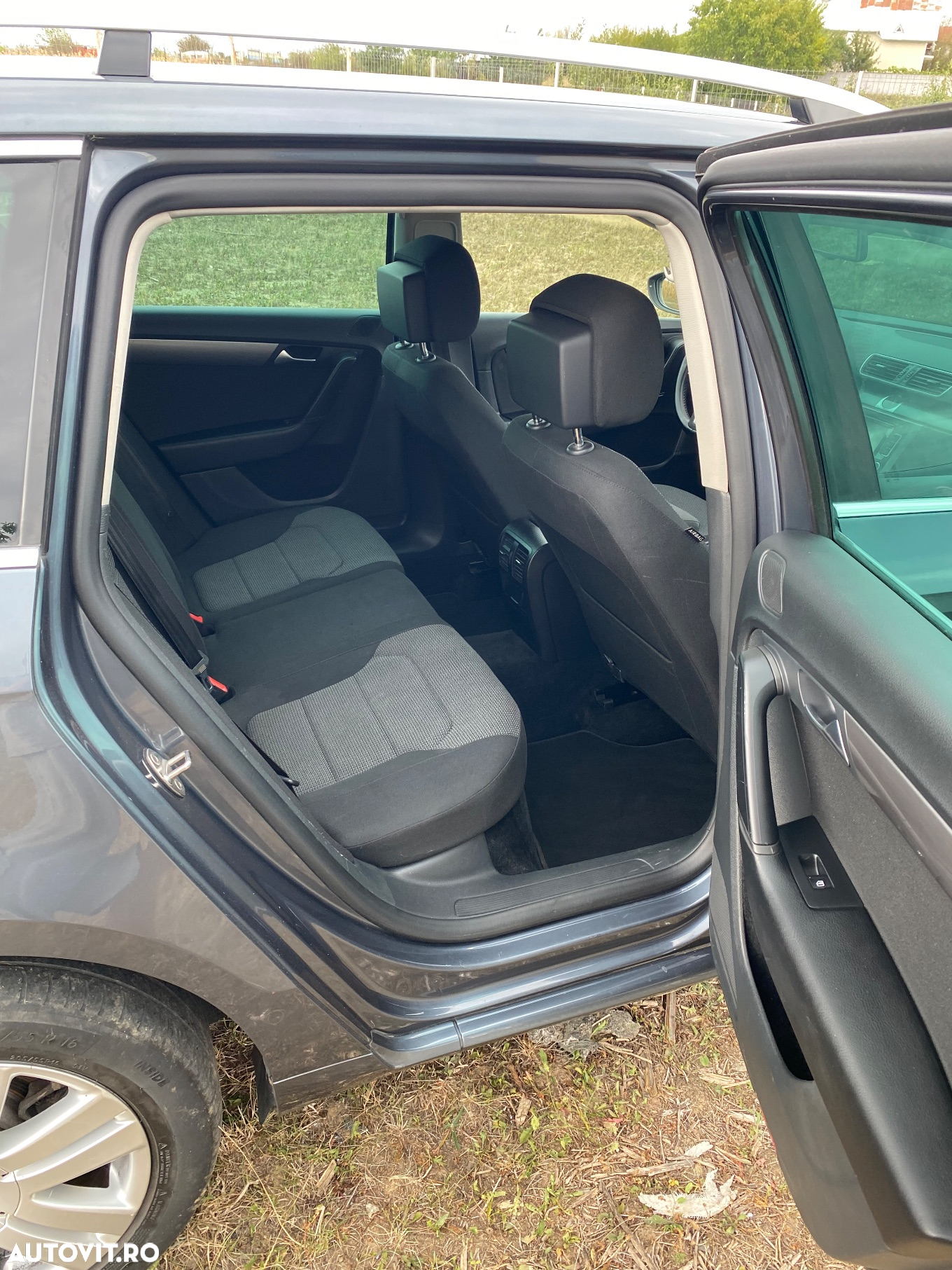 Volkswagen Passat Variant 1.6 TDI BlueMotion - 14