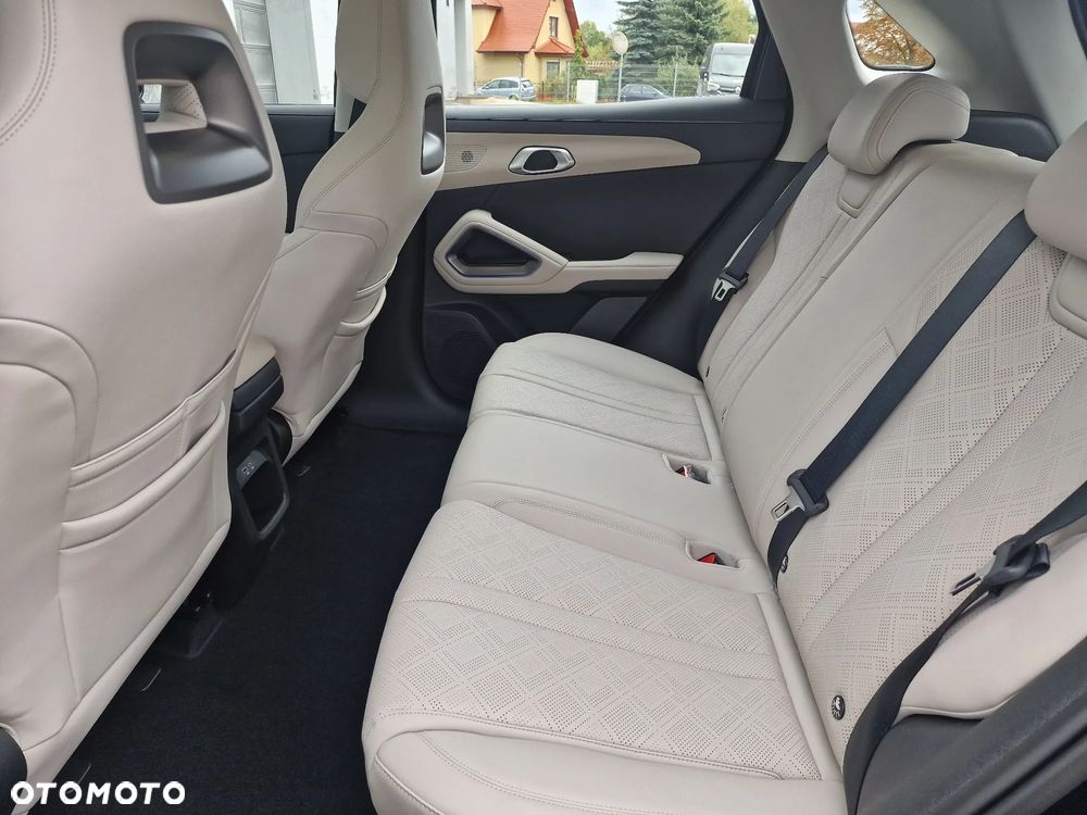 BYD Atto 2 45kWh Boost - 11