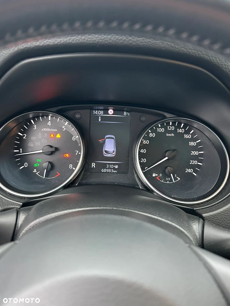 Nissan Qashqai 1.2 DIG-T N-Connecta Xtronic - 6