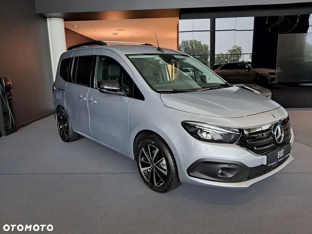 Mercedes-Benz EQT - 3