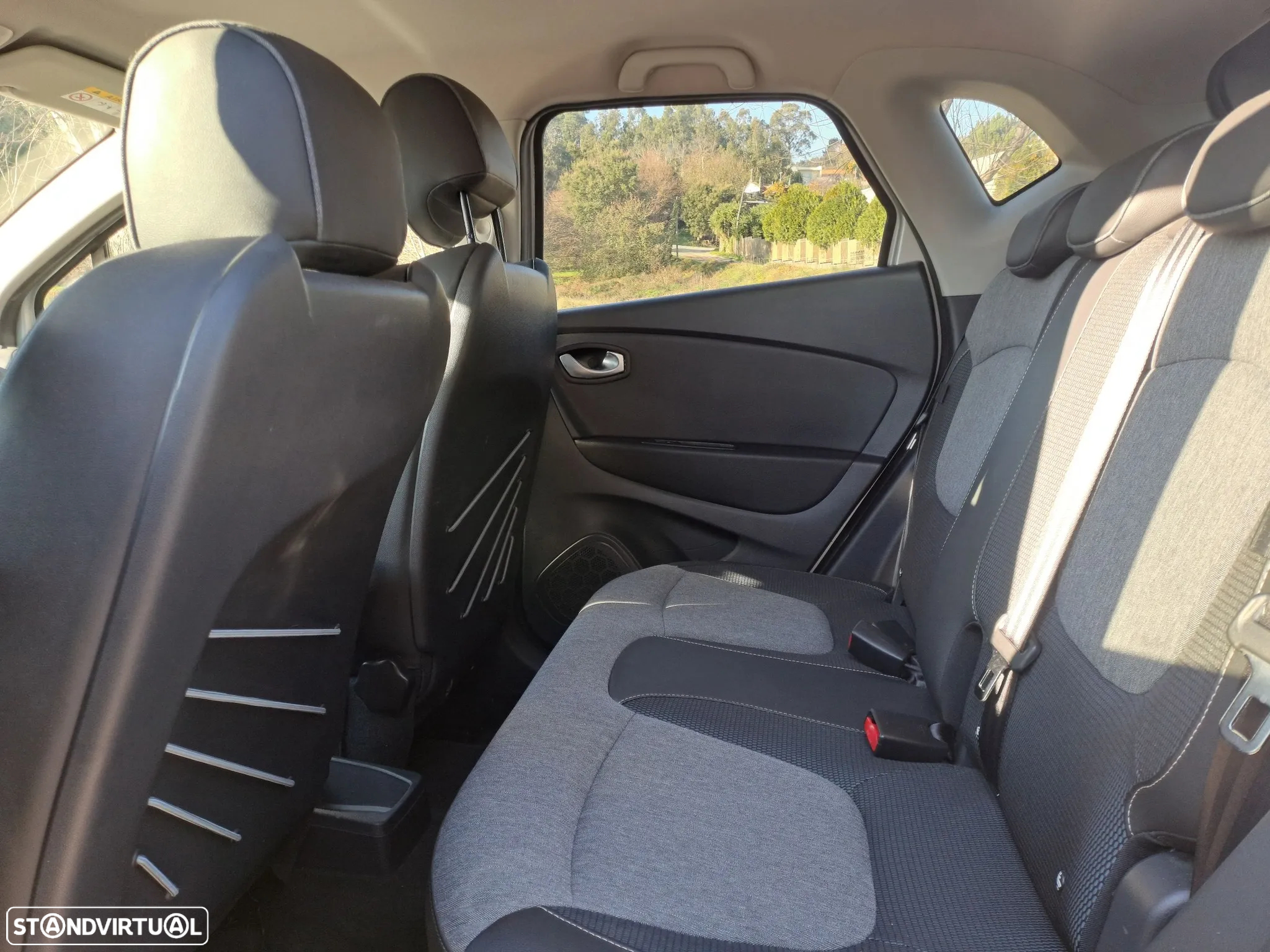 Renault Captur ENERGY dCi 110 S&S Intens - 9