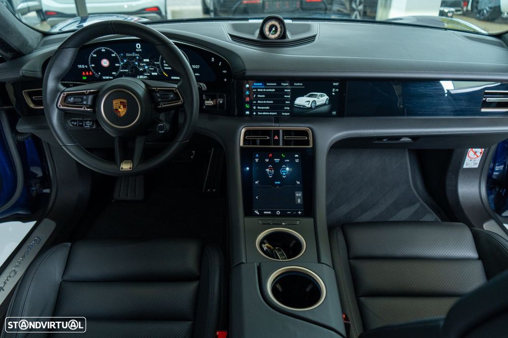Porsche Taycan Cross Turismo Turbo - 34