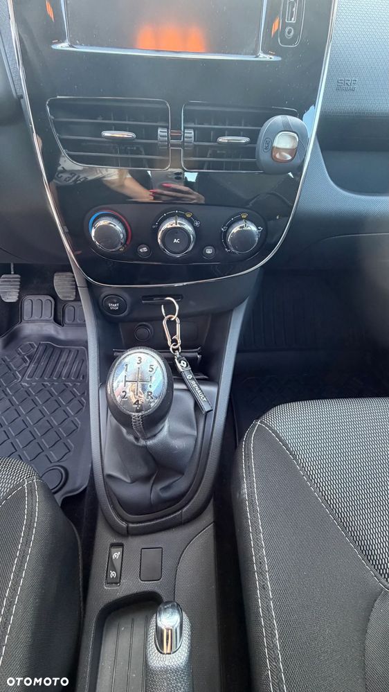 Renault Clio 1.2 16V Authentique Euro5 - 17