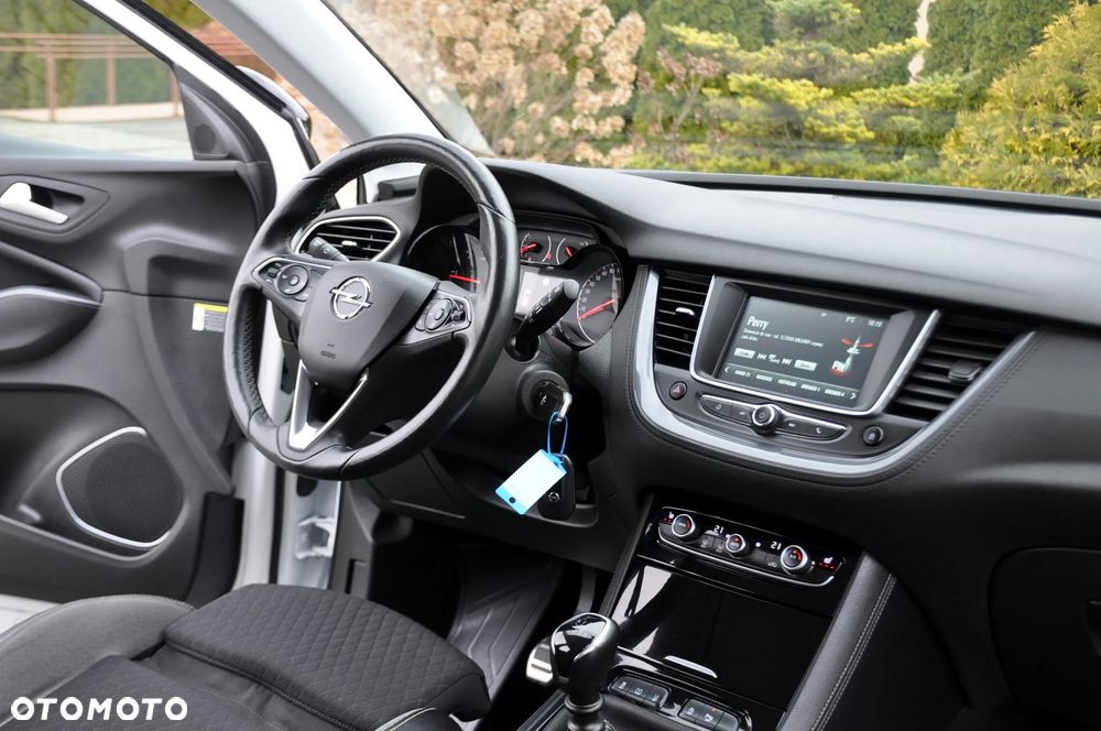 Opel Grandland X 1.5 D Start/Stop INNOVATION - 26