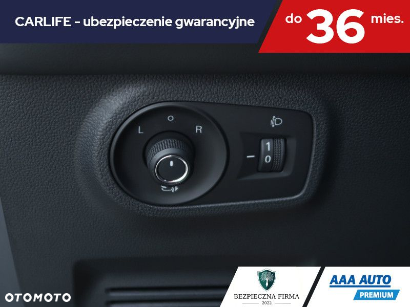 MG ZS - 19