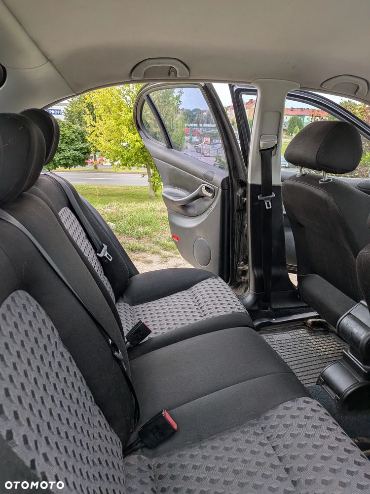 Seat Leon 1.9 TDI 150 Sport - 12