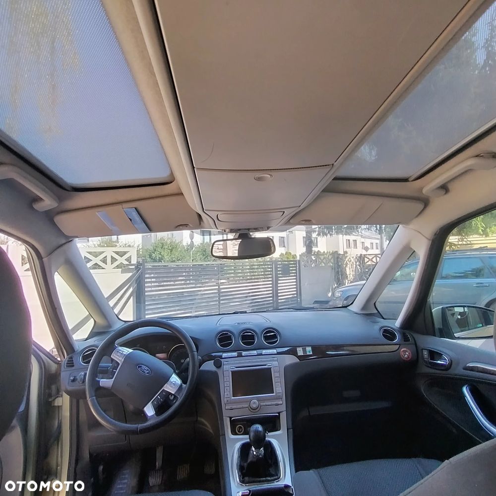 Ford Galaxy 2.0 TDCi Ghia - 7