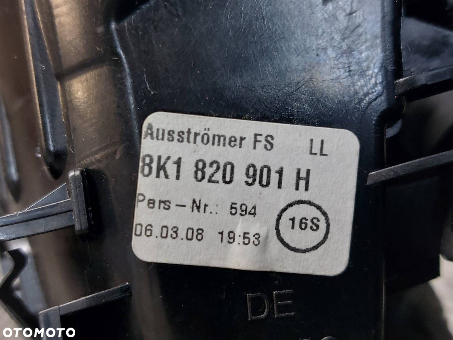 KRATKA NAWIEWU ŚRODKOWA LEWA RAMKA PRZEŁĄCZNIK AUDI A4 B8 8K1820901H - 6