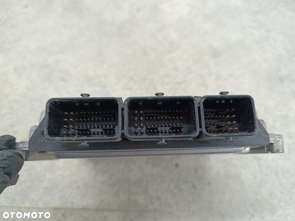 KOMPUTER, STEROWNIK RENAULT LAGUNA III 8200726880 0281015781  2.0 DCI 150KM - 4