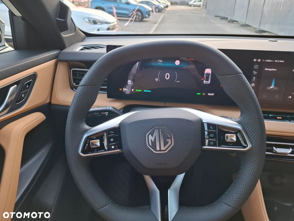 MG HS Hybrid+ - 14