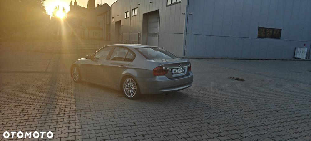 BMW Seria 3 320d - 8