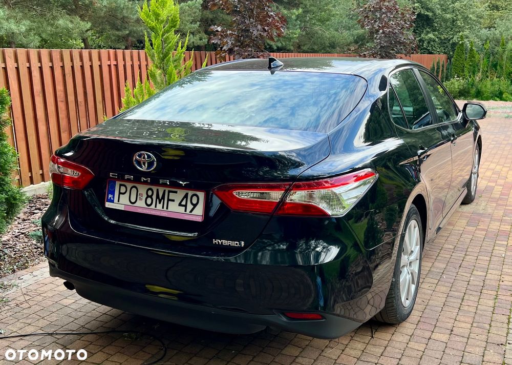 Toyota Camry 2.5 Hybrid Comfort CVT - 3