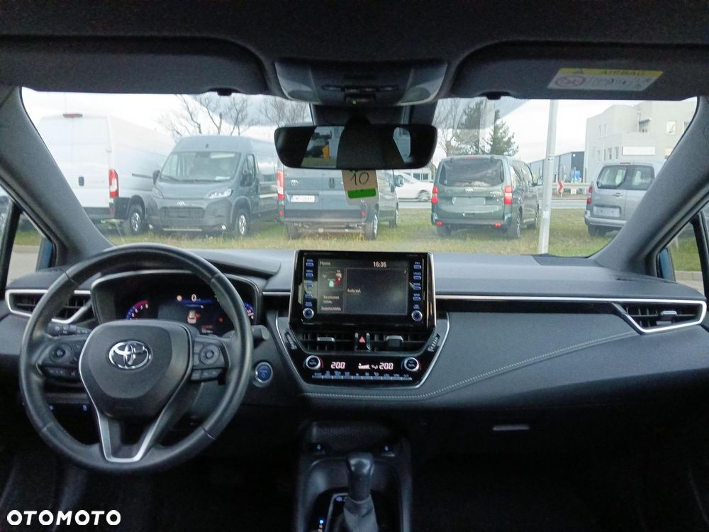 Toyota Corolla 2.0 Hybrid Comfort - 3