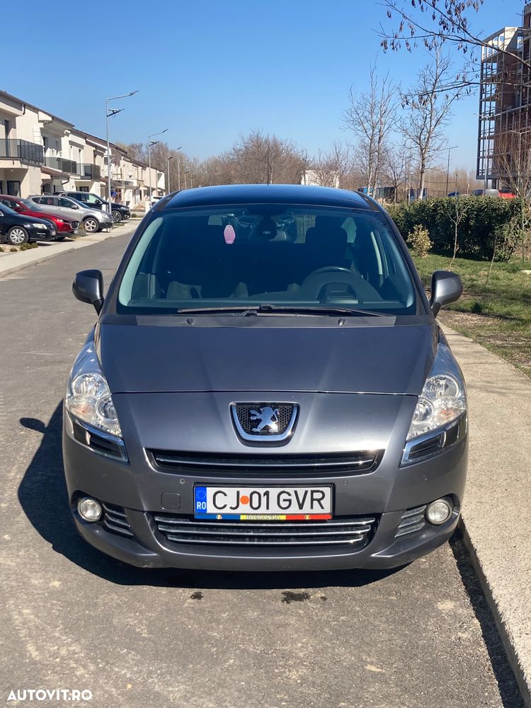 Peugeot 5008 HDI FAP 150 Family - 32