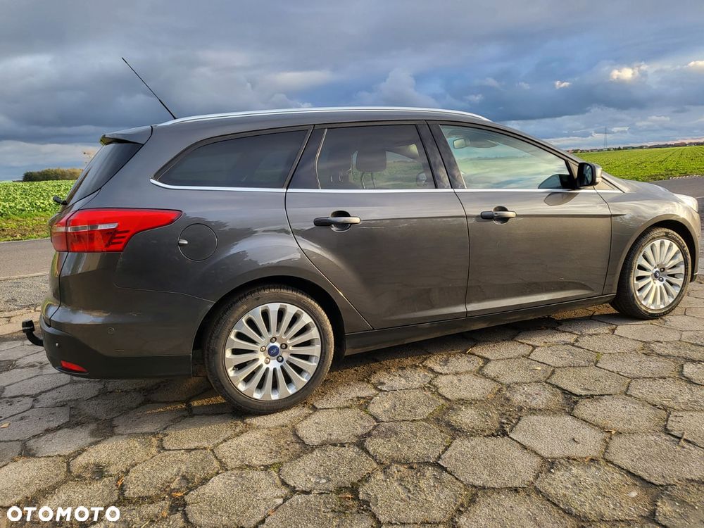 Ford Focus 1.0 EcoBoost STart-Stopp-System TITANIUM - 28