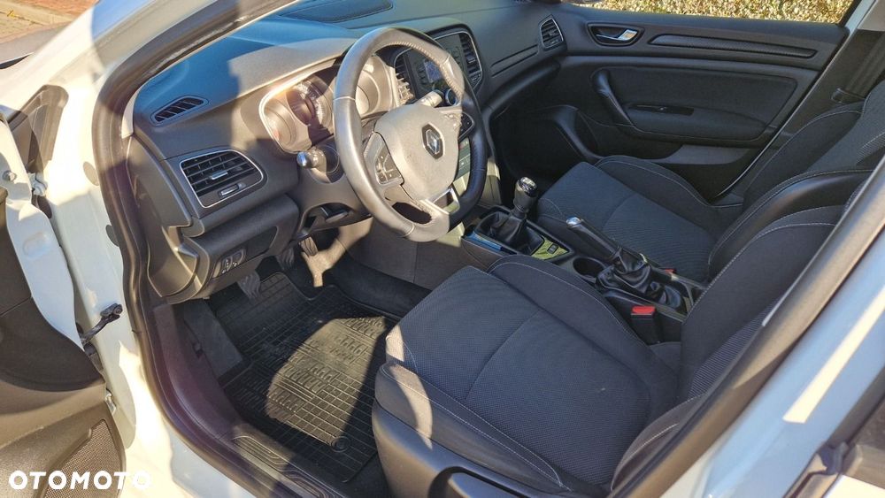Renault Megane 1.5 dCi Zen - 4
