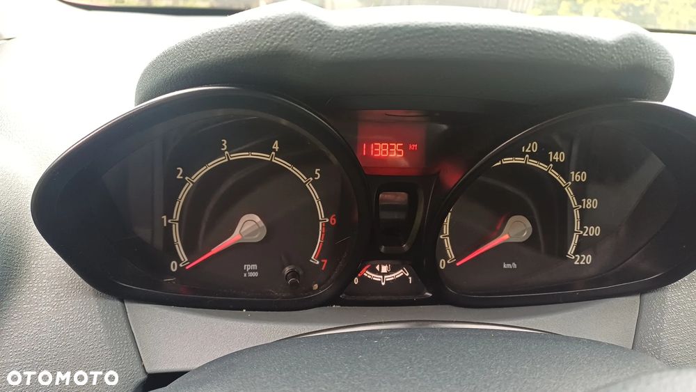 Ford Fiesta 1.25 Ambiente - 6