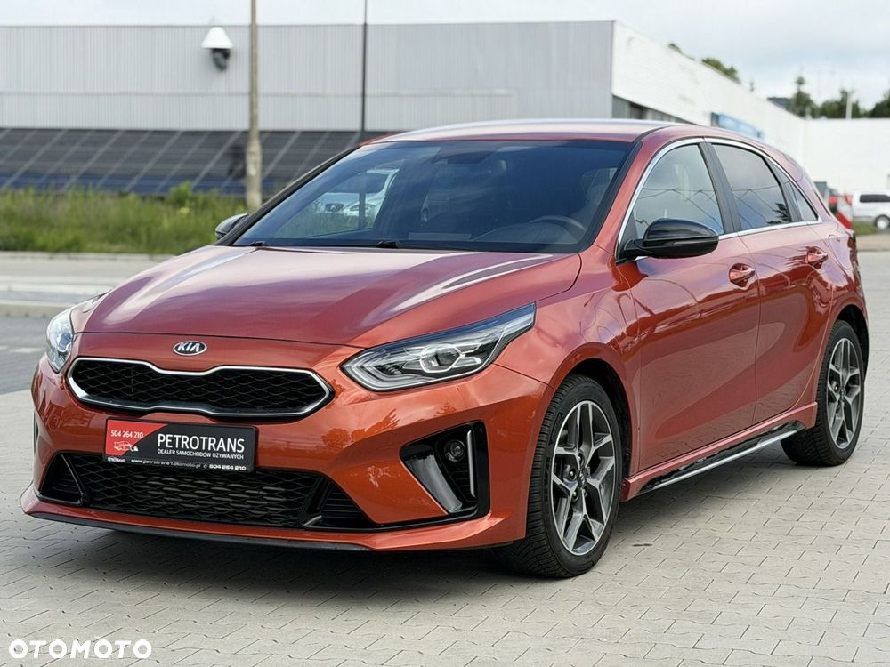 Kia Ceed 1.6 CRDi (48V Mild-Hybrid) DCT7 GT Line - 6