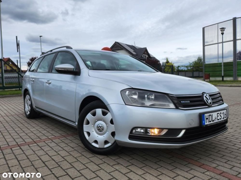 Volkswagen Passat 1.6 TDI BlueMotion Technology Comfortline - 3