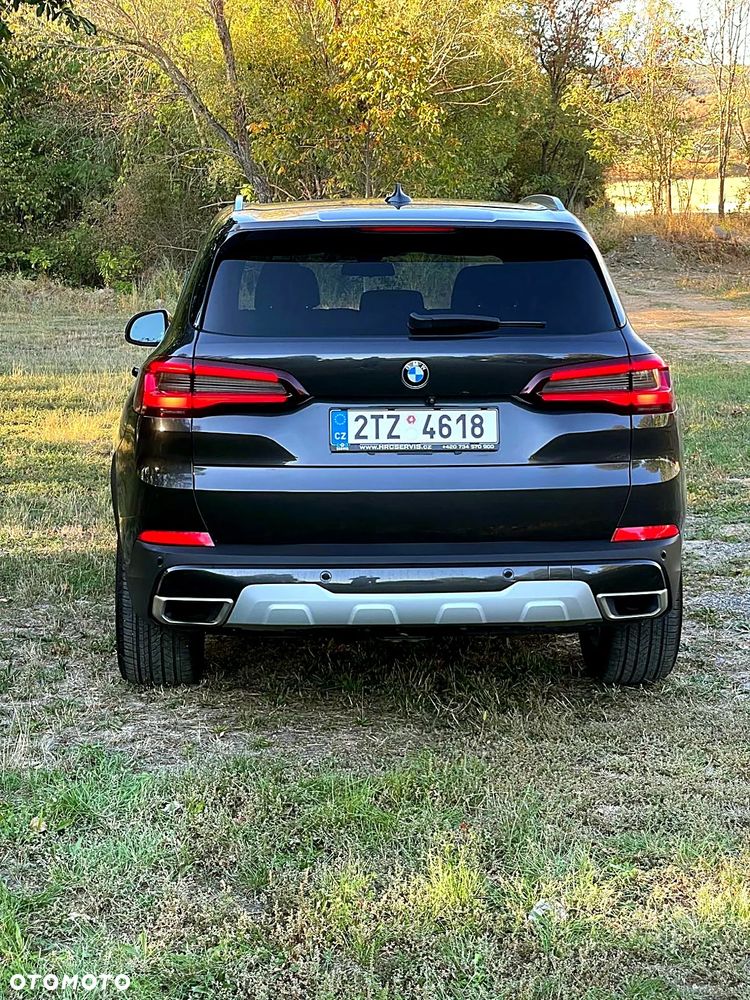 BMW X5 xDrive40i mHEV - 4