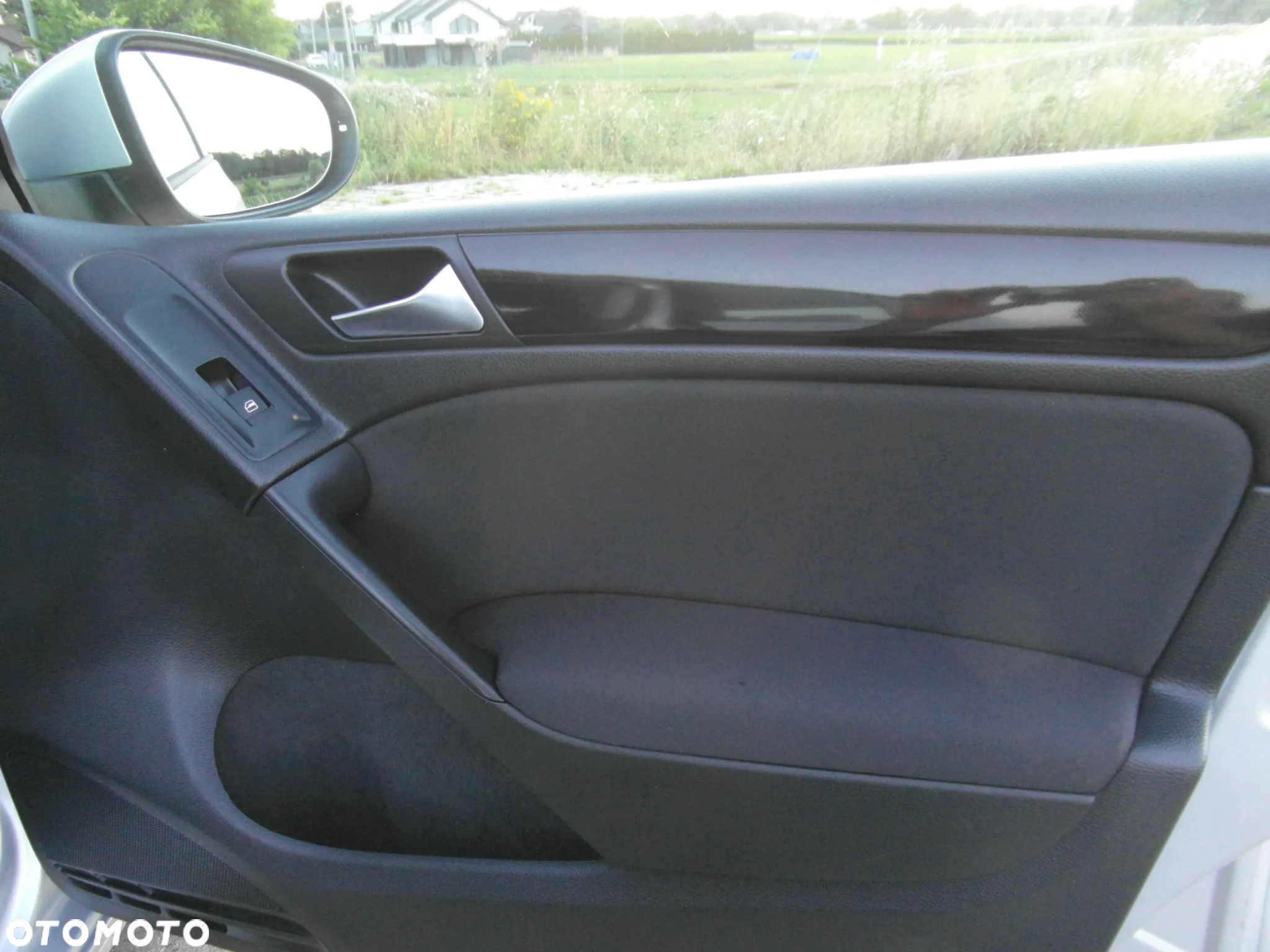 Volkswagen Golf VI 1.6 Comfortline - 27