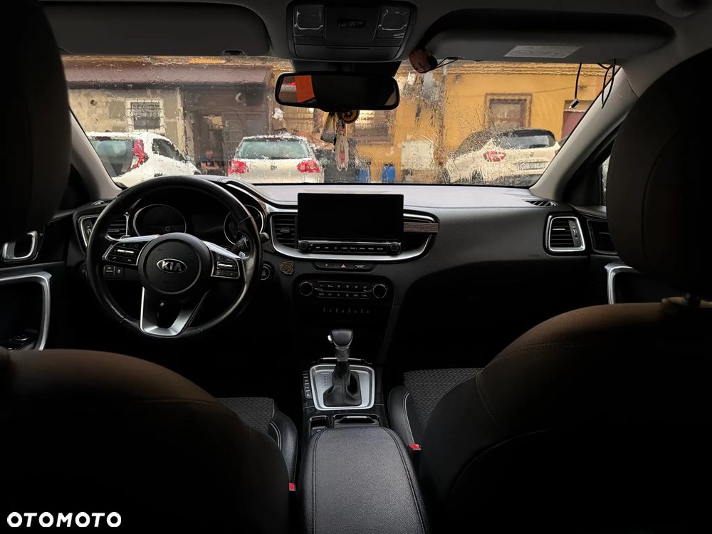 Kia XCeed 1.4 T-GDI L Business Line DCT - 12