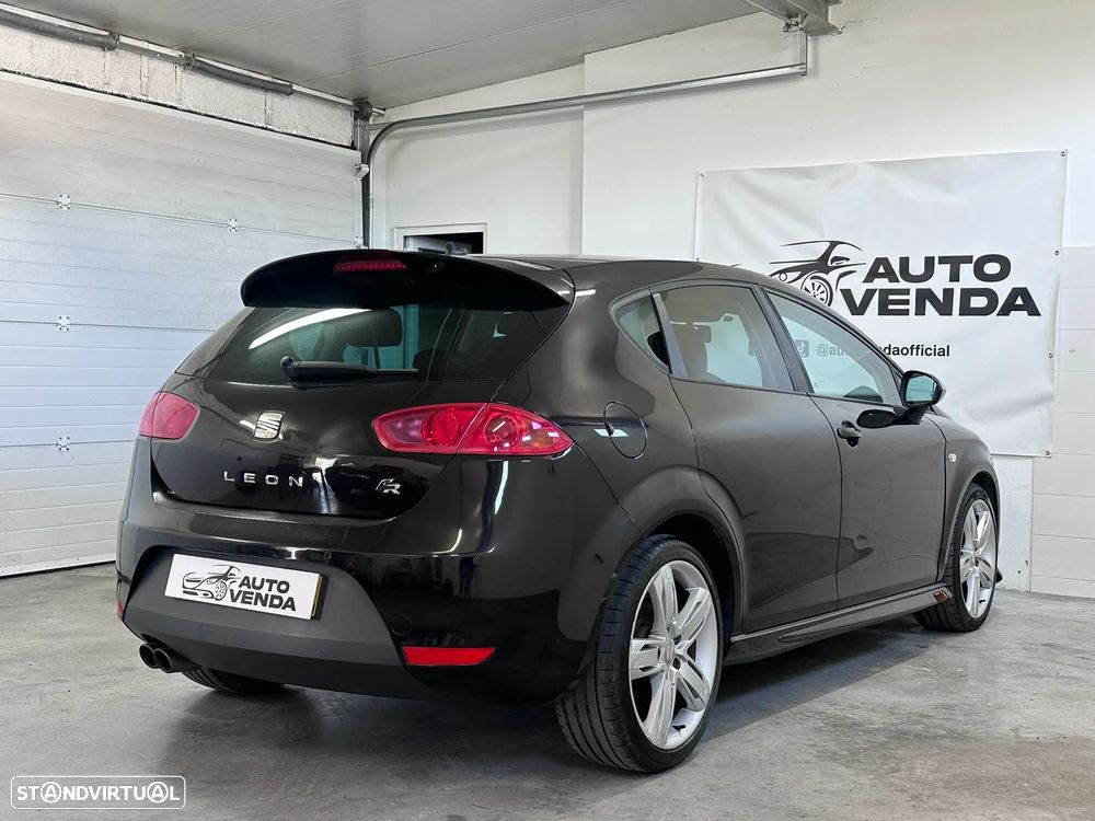 SEAT Leon 2.0 TDI FR DPF - 4
