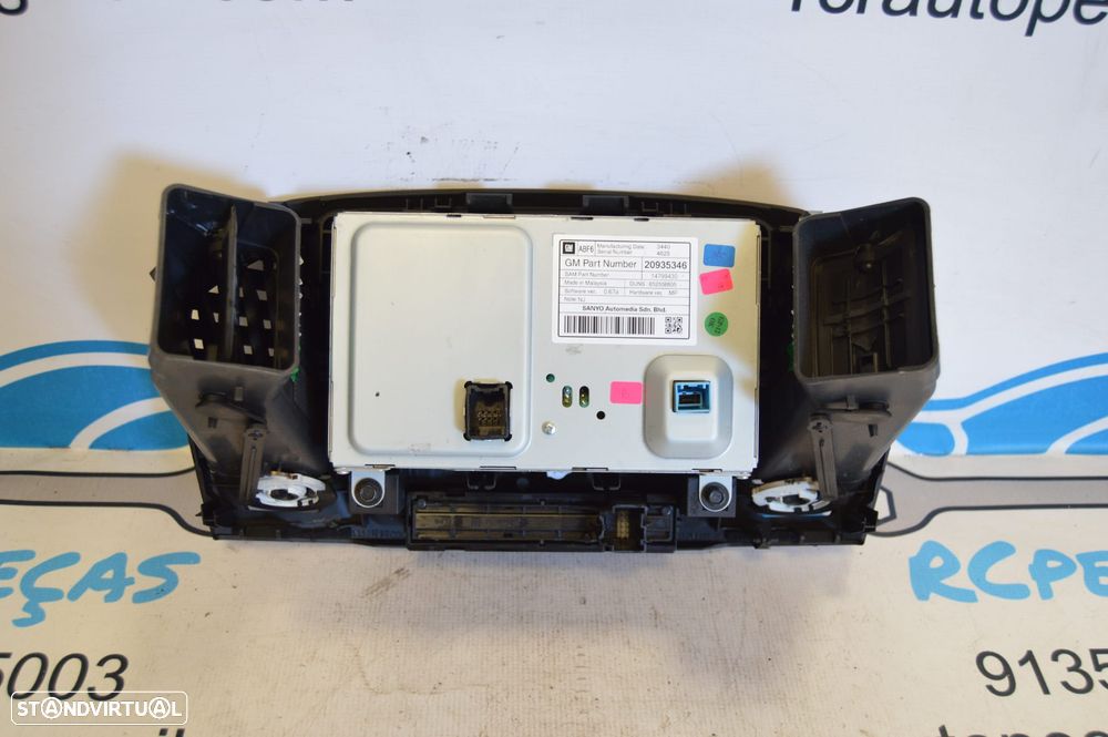 CONSOLA CENTRAL DISPLAY ECRA PLASMA MULTIMEDIA COMANDOS PAINEL CONTROLO RELOGIO RADIO CLIMATRONIC NAVIGATOR GPS BOTÃO LUZ LUZES EMERGENCIA 4 QUATRO PISCAS PISCA URGENCIA FECHO CENTRAL TABLIER 20935346 14799430 652508805 OPEL INSIGNIA A G09 TOURER 2.0 CDTI 130CV A20DT - 6