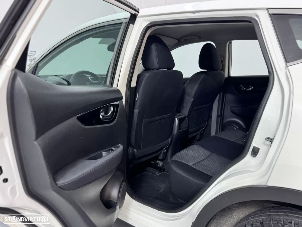 Nissan Qashqai 1.5 dCi Acenta Connect - 34