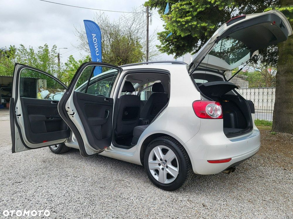 Volkswagen Golf Plus - 10