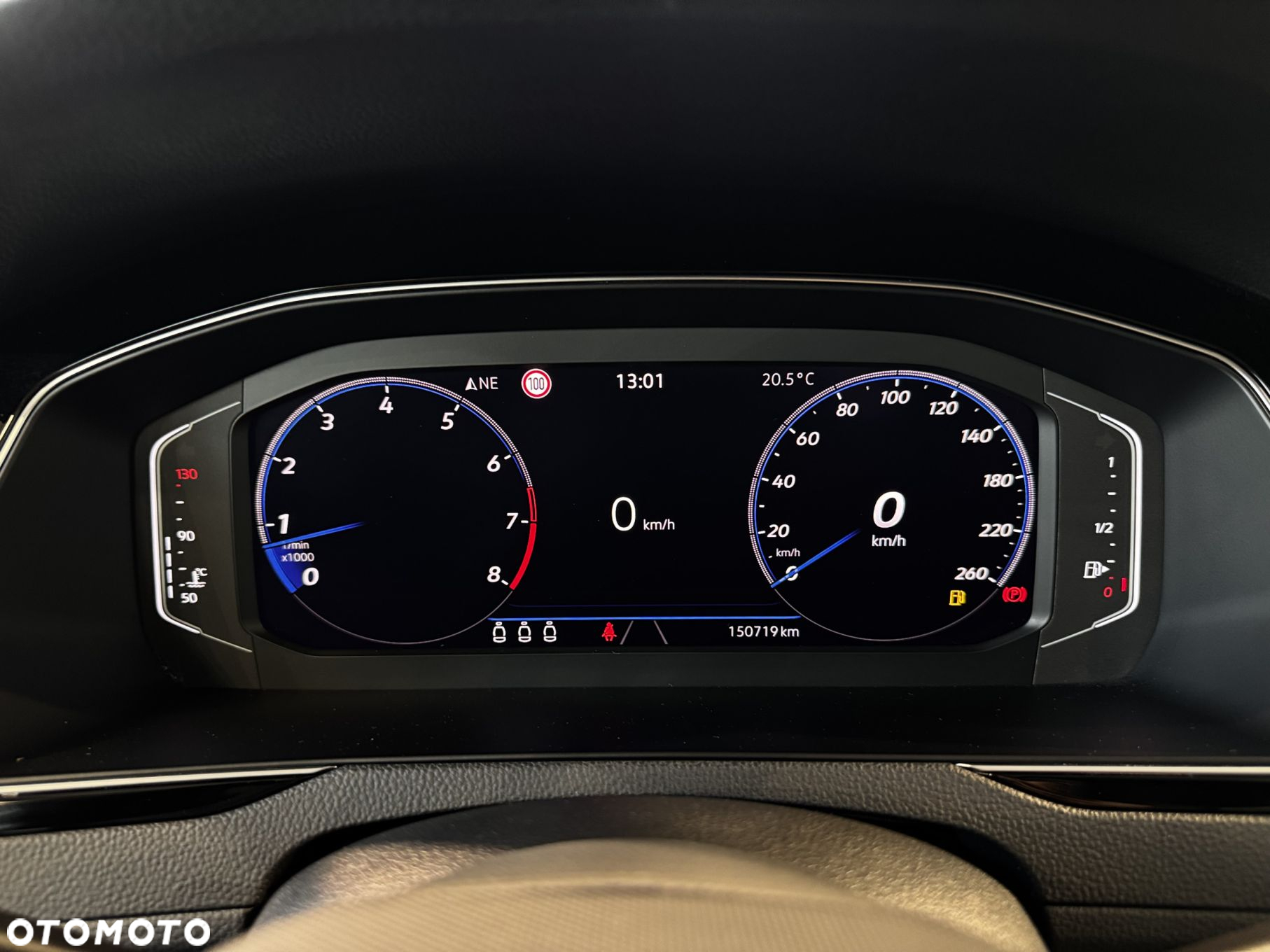Volkswagen Passat - 22