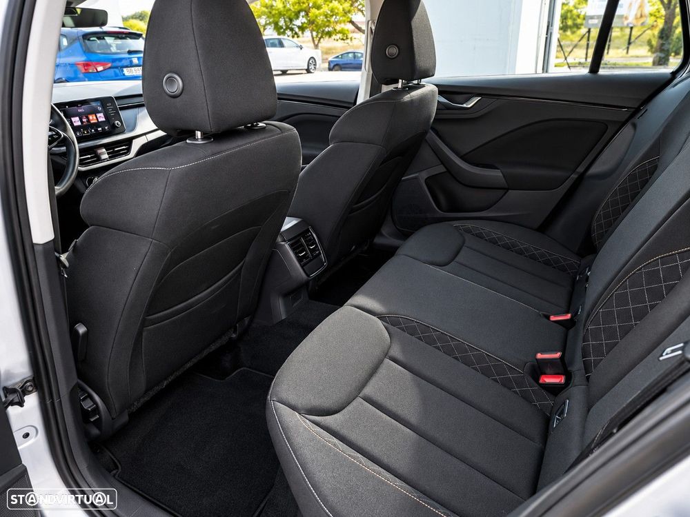 Skoda Kamiq 1.0 TSI DSG - 13
