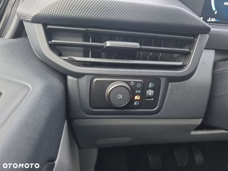 Ford Transit Custom L2 Van Trend 136KM M6 - 16