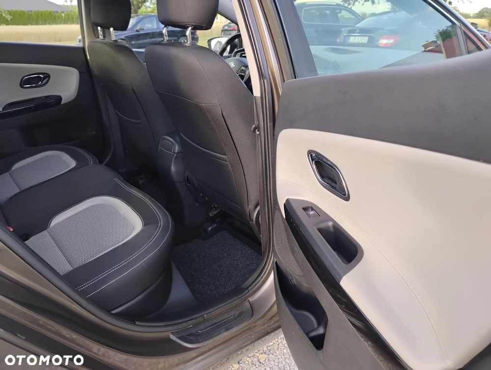 Kia Ceed 1.6 GDI Dream Team Edition - 26