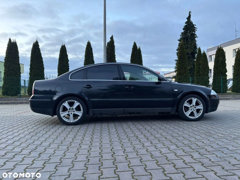 Volkswagen Passat - 8