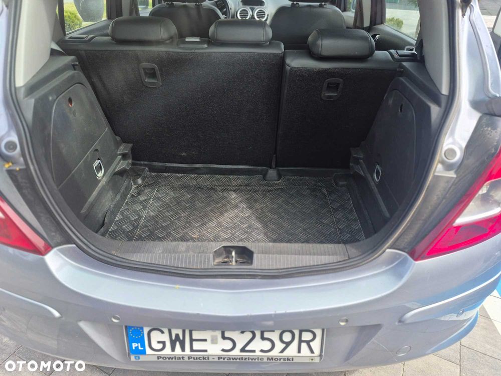 Opel Corsa - 8