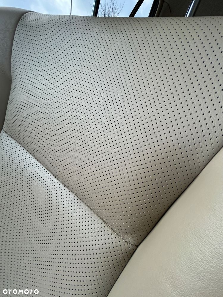 Toyota Avensis 2.2 D-4D Prestige - 27