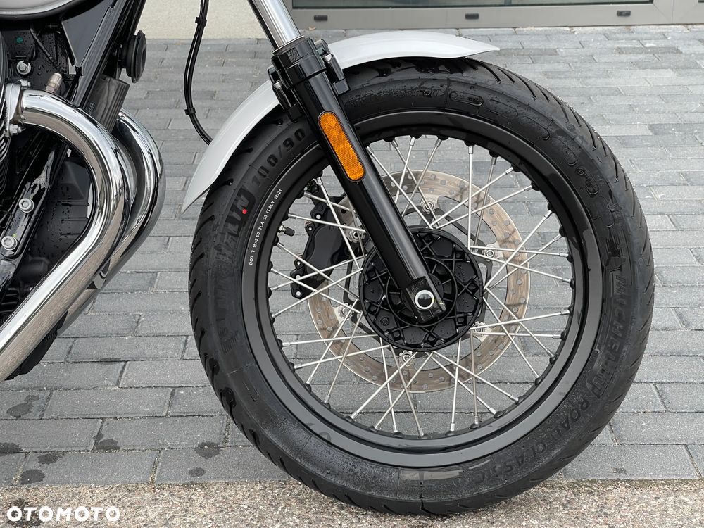 Moto Guzzi V7 - 20
