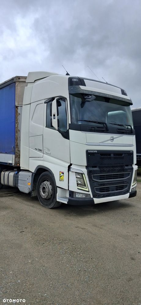 Volvo Mega - 6