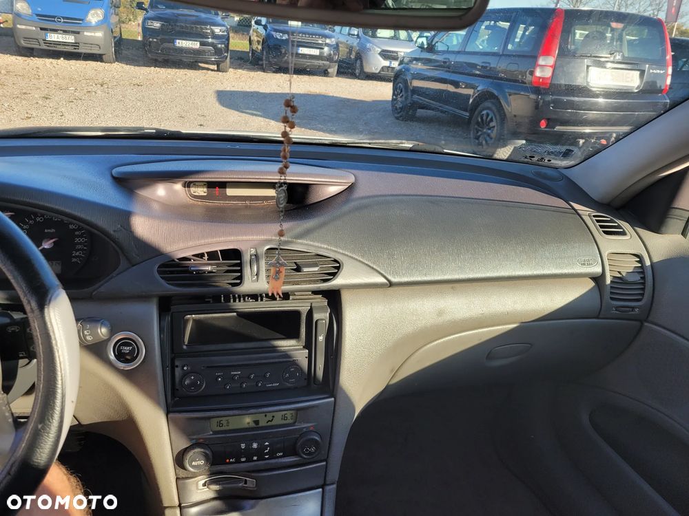 Renault Laguna - 9