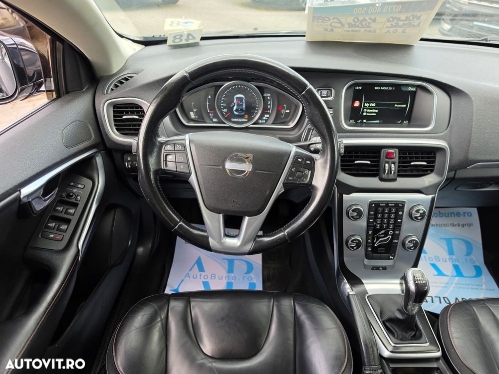 Volvo V40 - 8