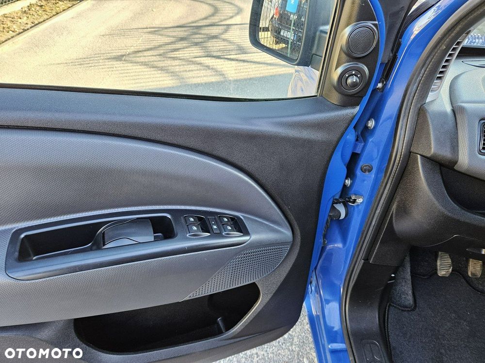 Fiat Doblo - 16