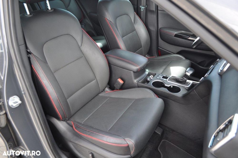 Kia Sportage 1.6 CRDI AWD Eco-Dynamics+ (48V M-H) DCT GT LINE - 17