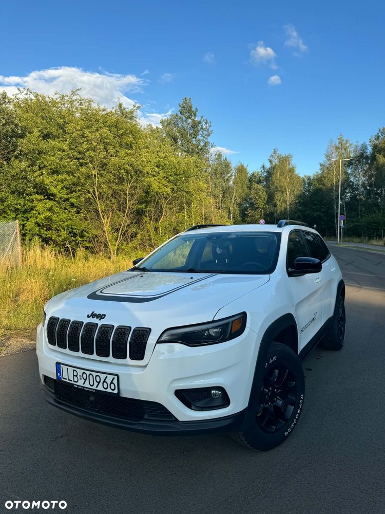 Jeep Cherokee - 2