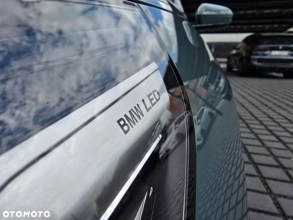 BMW Seria 5 520d xDrive - 26