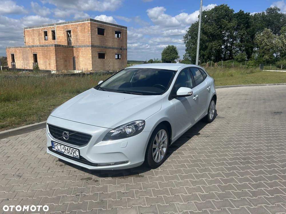 Volvo V40 D2 - 1